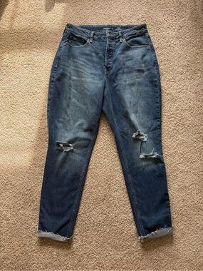 Old Navy Women's Distressed Dark Blue Jeans Size 14 Tall